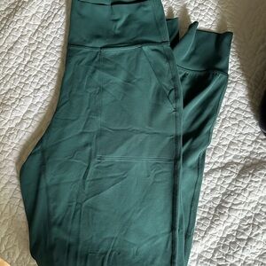 Green Jasper Lulu Align Jogger